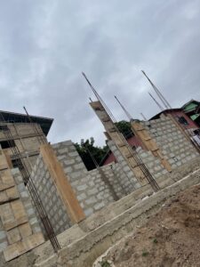 Building in Ghana - Block Laying