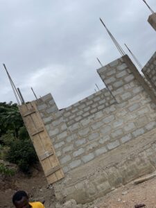 Building in Ghana - Block Laying